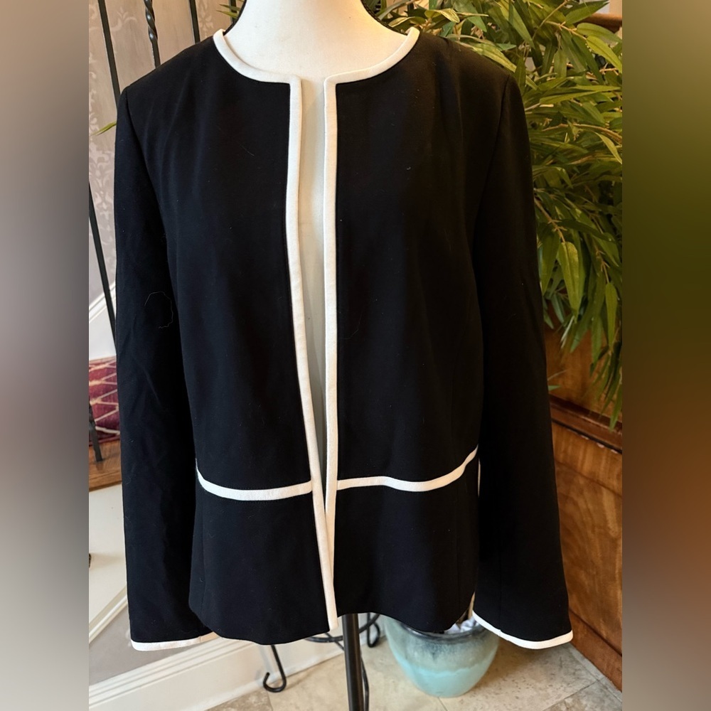 TALBOTS ladies jacket/cardigan, long sleeve size 12 fabric made in Italy - Picture 16 of 16